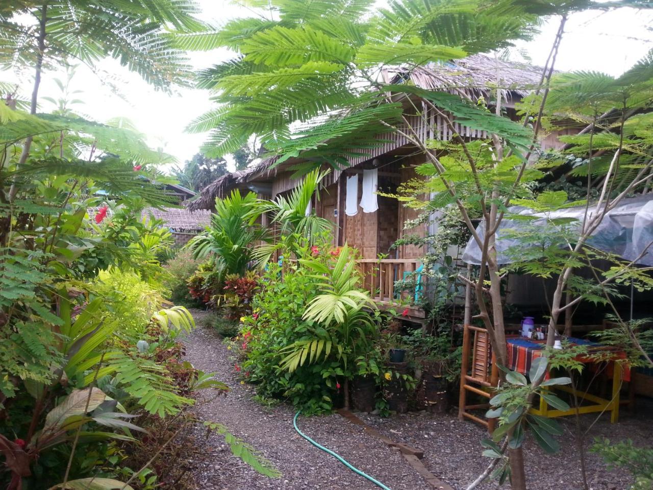 נסאונג Ngwe Saung Garden Guest House מראה חיצוני תמונה