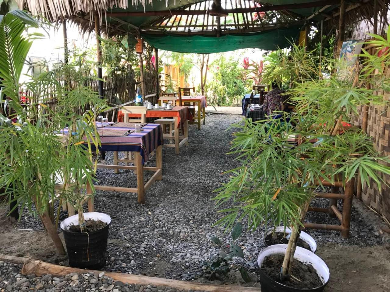 נסאונג Ngwe Saung Garden Guest House מראה חיצוני תמונה